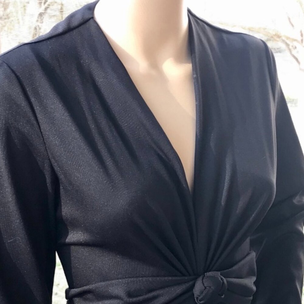 ▪️VTG▪️UNION MADE ▪️ILGWU▪️60’s 70’s Black Draped Knotted Belt Sateen Maxi Dress - Picture 3 of 8